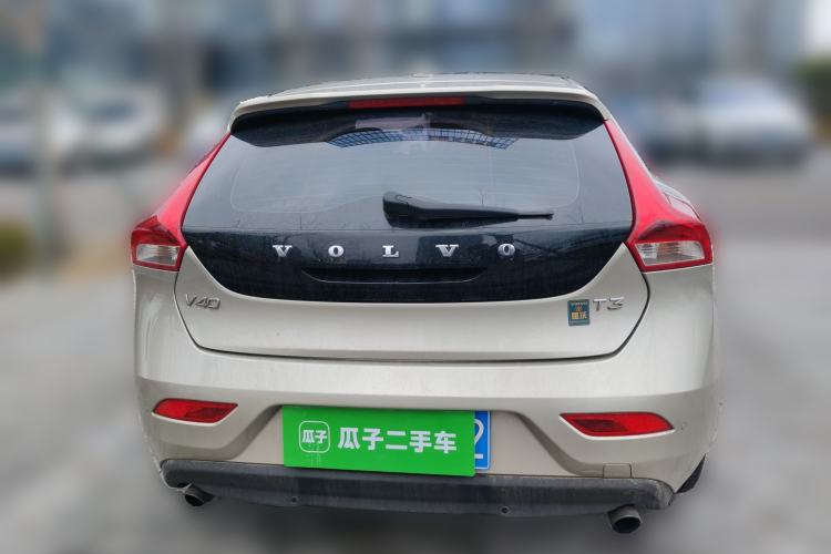 Used Volvo V40 2017 T3 Zhiyi Edition
