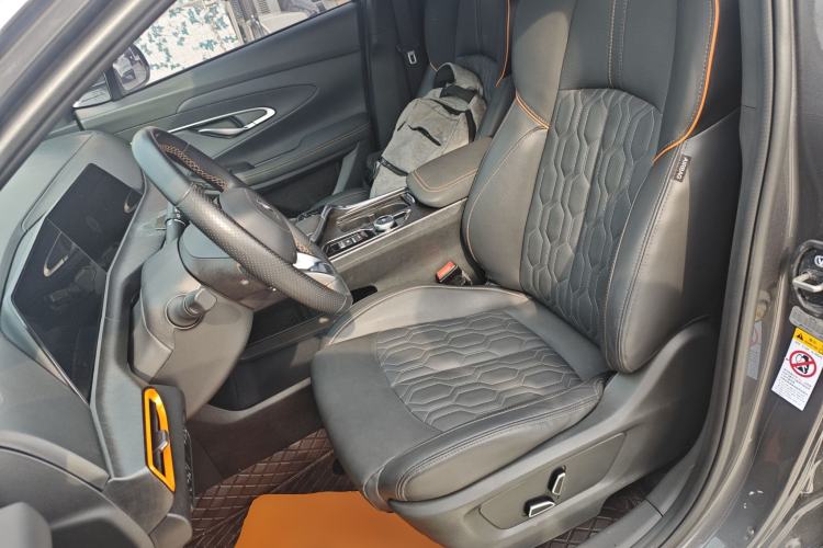 Used Changan UNI-T 2022 1.5T Prestige Version
