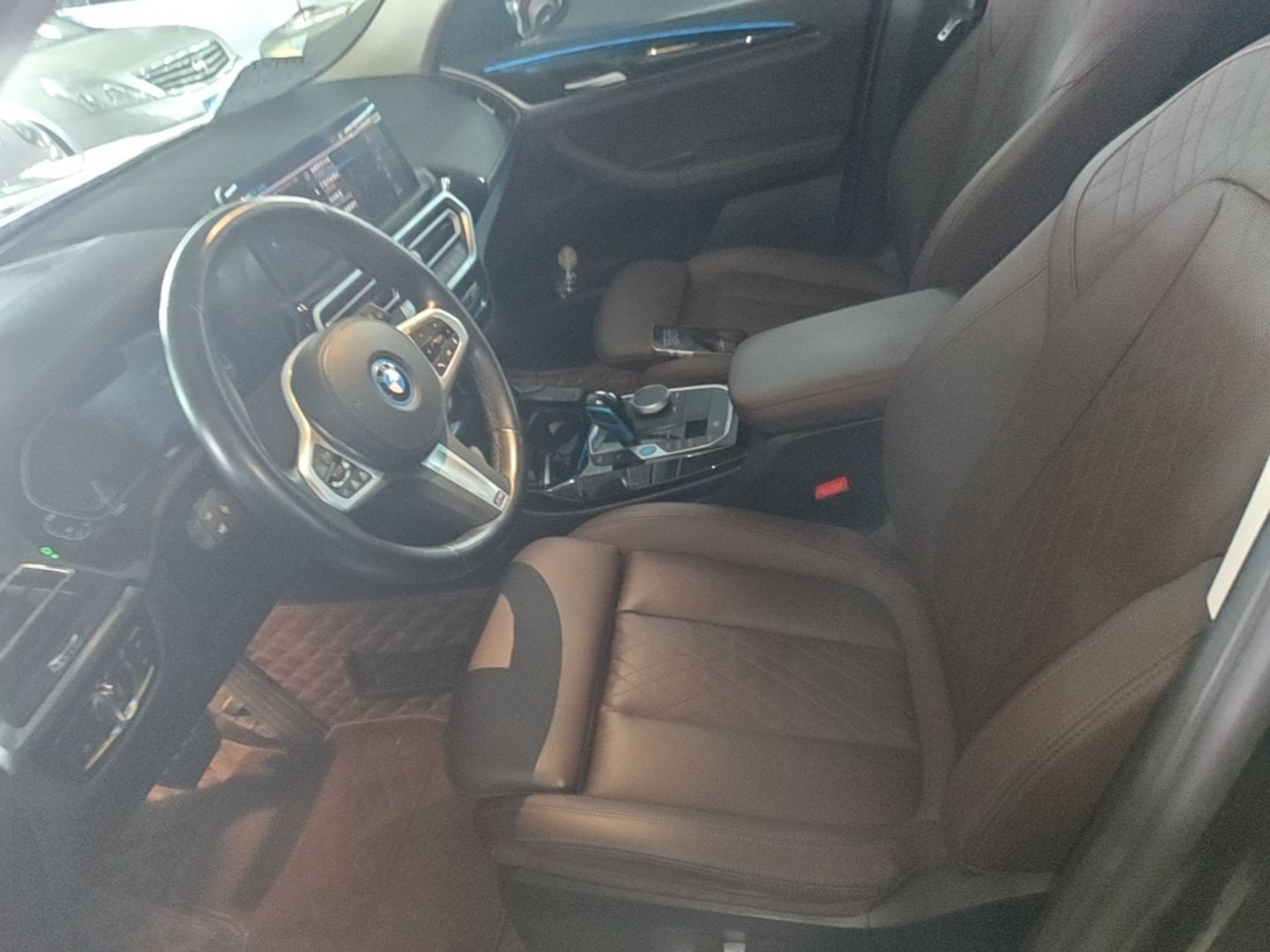 Vordere Reihe im Auto