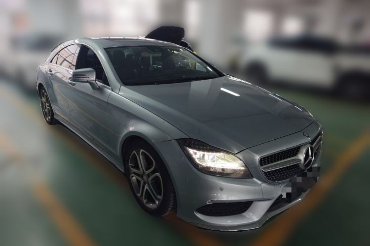 Used Mercedes-Benz CLS 2015 CLS 260 Front Right 45 Deg