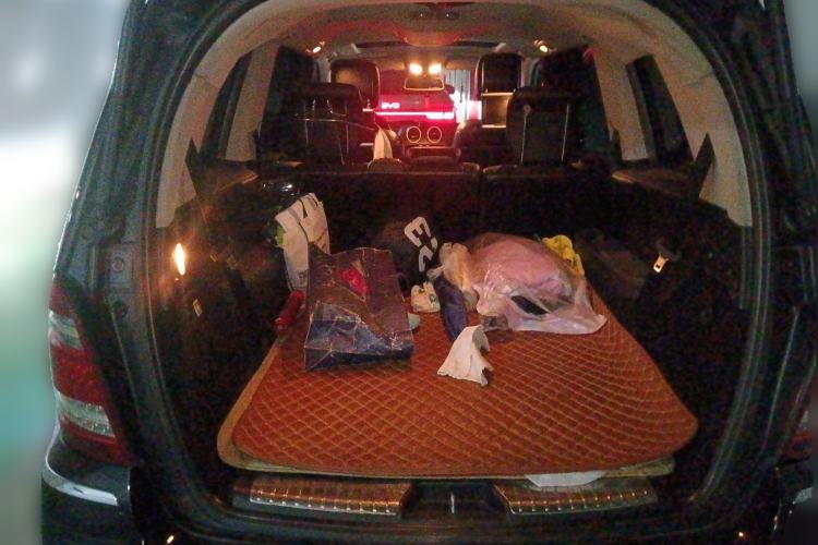 Used Mercedes-Benz GL-Class  Trunk