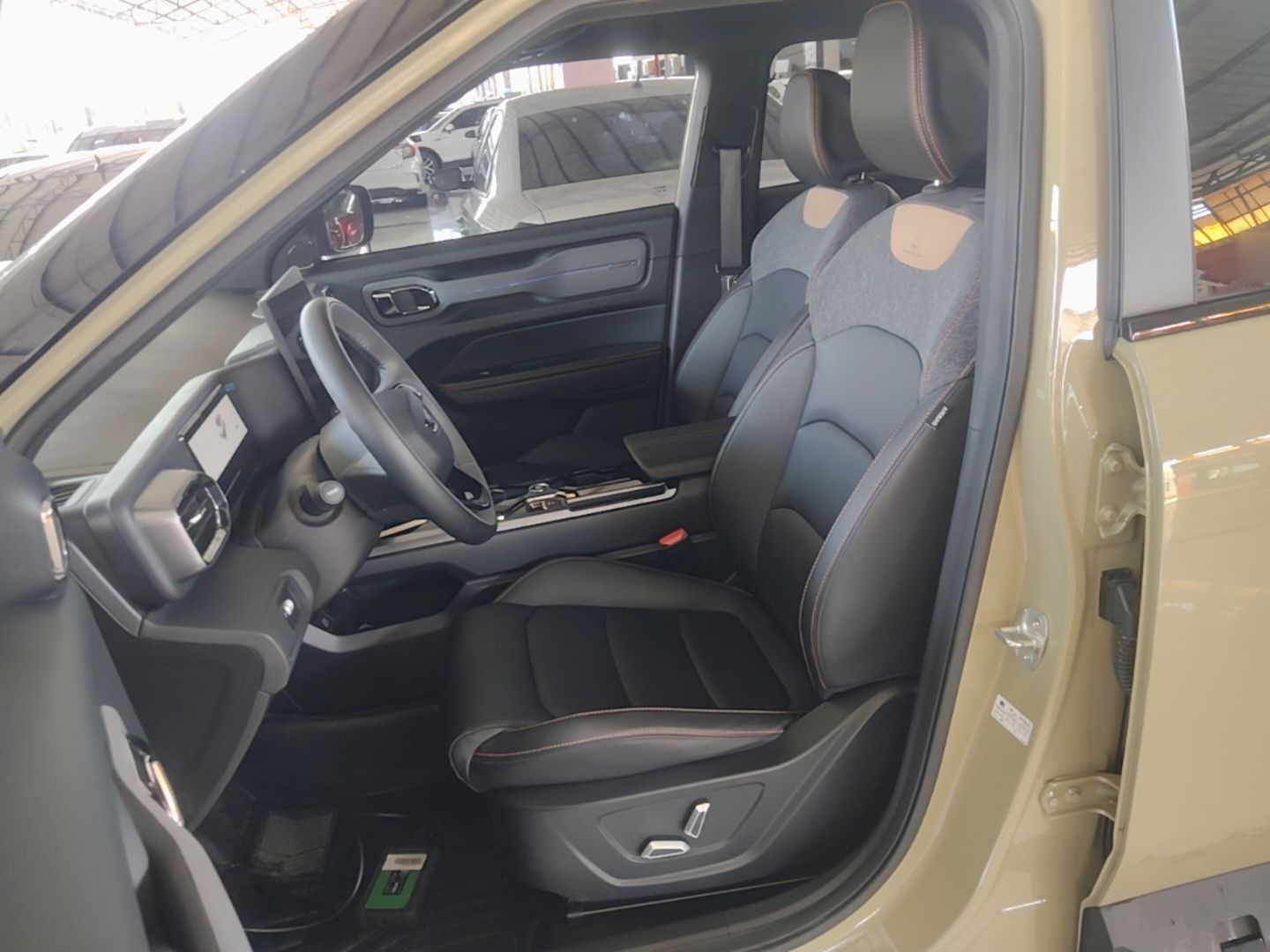 Geely Auto Cowboy 2025 1.5TD Fun-Offroad Version — снимка 17