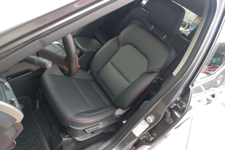 Used SAIC MAXUS T60 2017 2.4L Gasoline Manual Two-Wheel Drive High-Ride Elite Long-Body Version