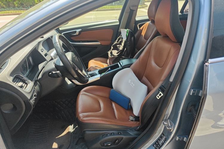 Used Volvo S60 2018 S60L T3 Smart Progress Edition
