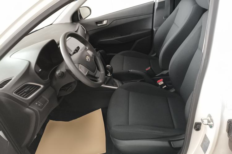 Used Hyundai Verna (new generation) 2016 1.4L Manual Cool Edition GLS Left Front Seat