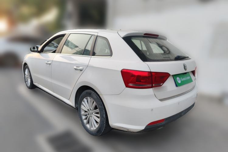 Used Volkswagen Gran Lavida 2014 1.6L Automatic Sport Edition Rear Left 45 Deg