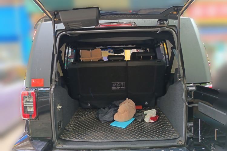 Used BAIC Off-Road BJ40 2023 2.0T Automatic Four-Wheel Drive Urban Hunter Edition Chivalrous Type Trunk