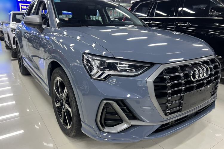 Used Audi Q3 2022 40 TFSI RS Package Performance Model
