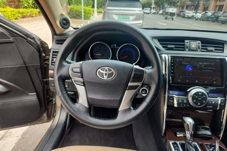 Used Toyota Reiz 2013 2.5S Elite Edition Steering Wheel