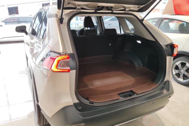 Used Toyota Wildlander 2024 2.0L CVT Two-Wheel Drive Leading Edition
