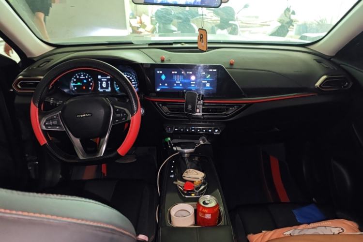 Used CHANGAN OSHAN X5 2021 1.5T DCT Luxury Edition Center Console