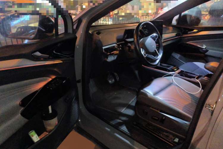 Used Volkswagen ID.4 CROZZ 2021 Long-Range PRO Two-Wheel Drive Version