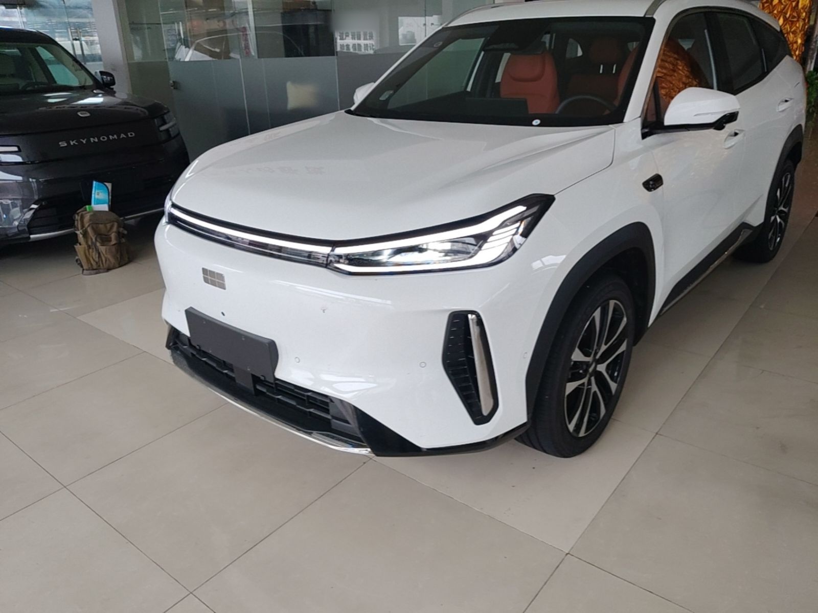 Geely Galaxy M7 2026 Model Yuanyoujia 225km Exploration+ Edition — снимка 8