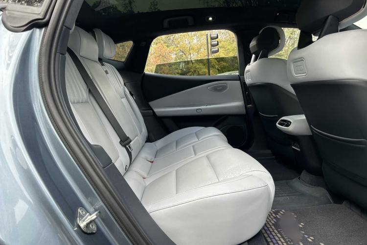 Used Lynk & Co Z10 2025 95 kWh 702 km All-Wheel Drive Intelligent Driving Ultra
