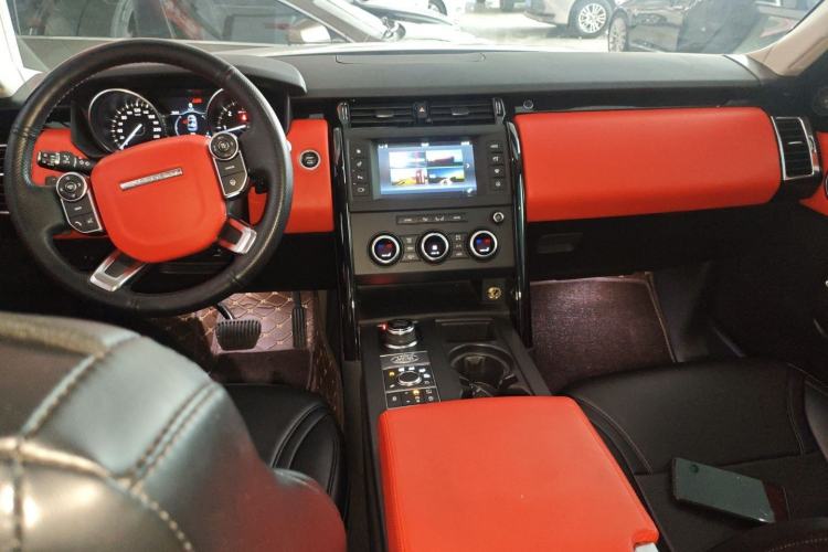 Used Land Rover Discovery 2018 5th Generation 2.0T SE
