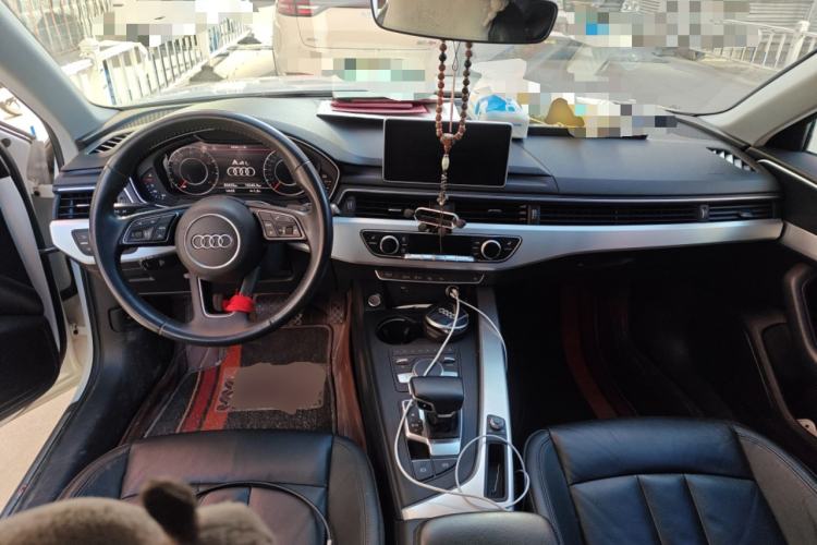 Used Audi A4L 2019 40 TFSI Fashion Edition China VI Emission Standard