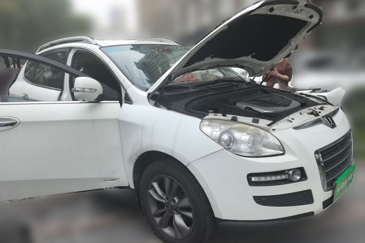 Used Luxgen Great 7 SUV 2012 Limited-Edition Sharp Edition 2.2T All-Wheel-Drive Prestige Model Front Right 45 Deg