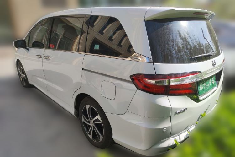 Used Honda Odyssey 2015 Revised 2.4L Luxury Edition Rear Left 45 Deg