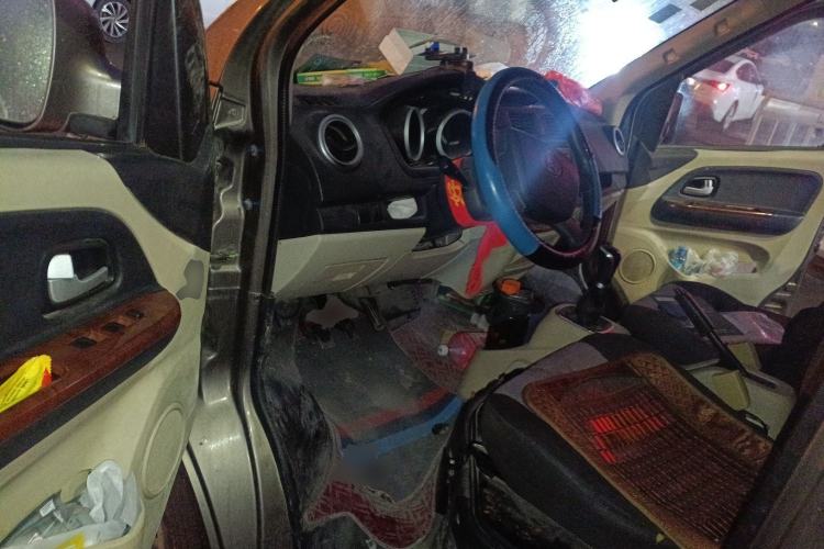 Used CHANGAN KAICHENG Ruixing M80 2018 1.5L Base Van Flat Roof Back-Hinged Doors 4G15S Driver Seat