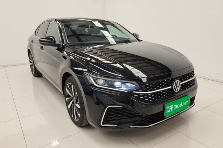 Used Volkswagen Passat 2022 330TSI Starry Luxury Edition