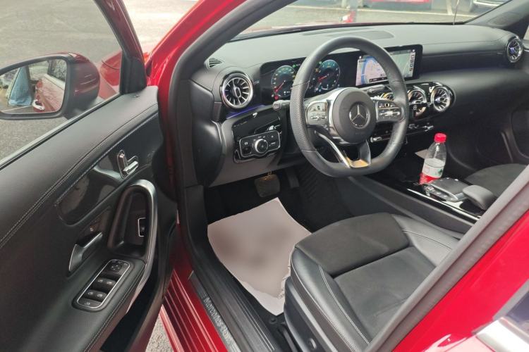 Used Mercedes-Benz A-Class 2020 Restyled A 200 L Sport Sedan Fashion Version