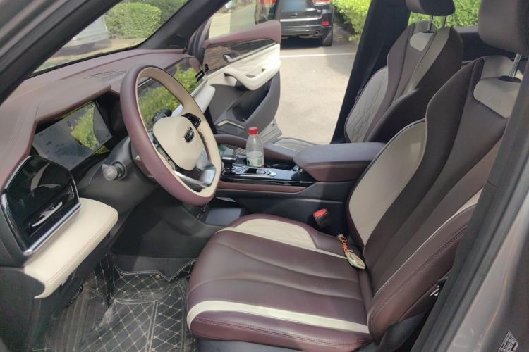 Used Geely Auto Monjaro L 2024 2.0TD High-Power Automatic Two-Wheel Drive Yunqi Version