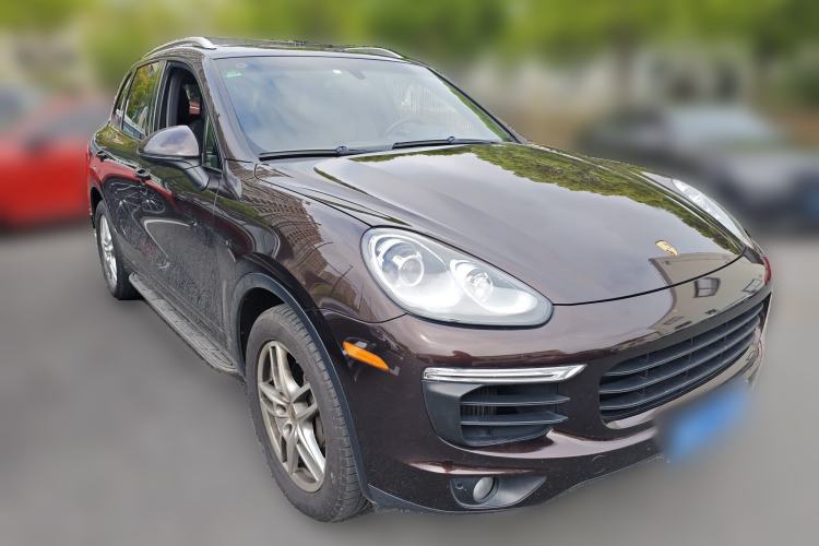Used Porsche Cayenne  Front Right 45 Deg