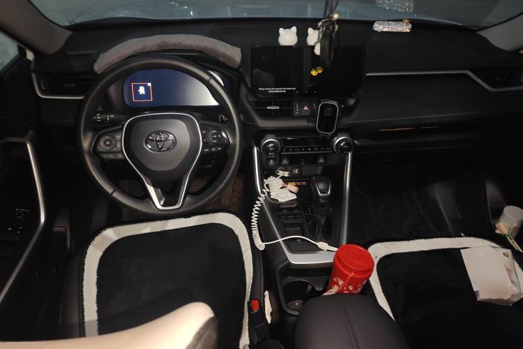 Used Toyota RAV4 2023 Dual-Engine 2.5L E-CVT Two-Wheel Drive Elite Plus Edition