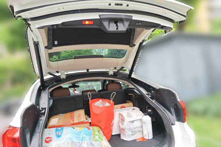 Used BMW 5 Series GT 2014 528i Leading Model Trunk