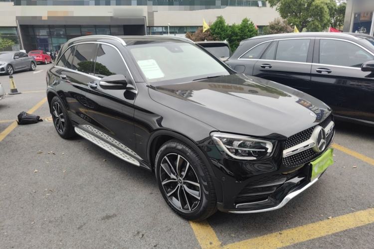 Used Mercedes-Benz GLC 2020 Facelift GLC 300 L 4MATIC Dynamic Edition Front Right 45 Deg