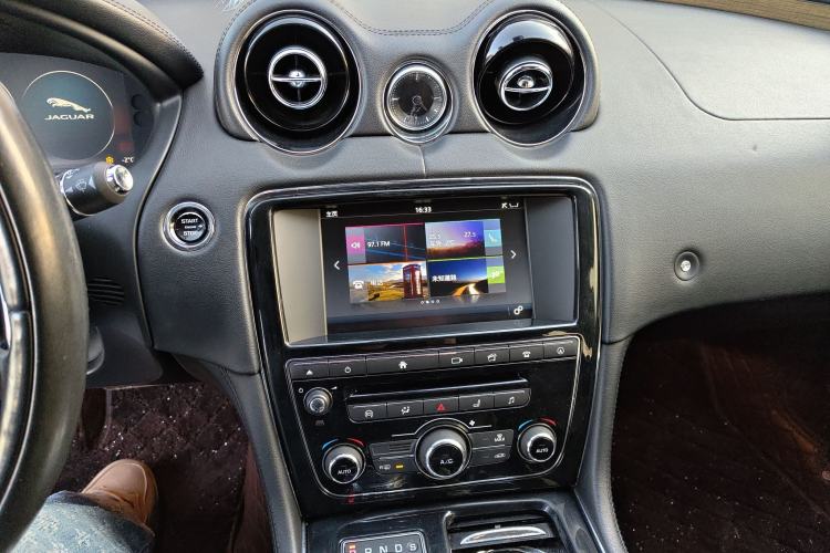 Used Jaguar XJ 2016 XJL 3.0 SC Four-Wheel Drive Panoramic Business Edition