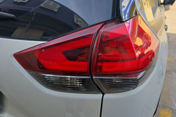 Used Nissan X-Trail 2019 2.0L CVT Smart Connect Comfort Edition 2WD