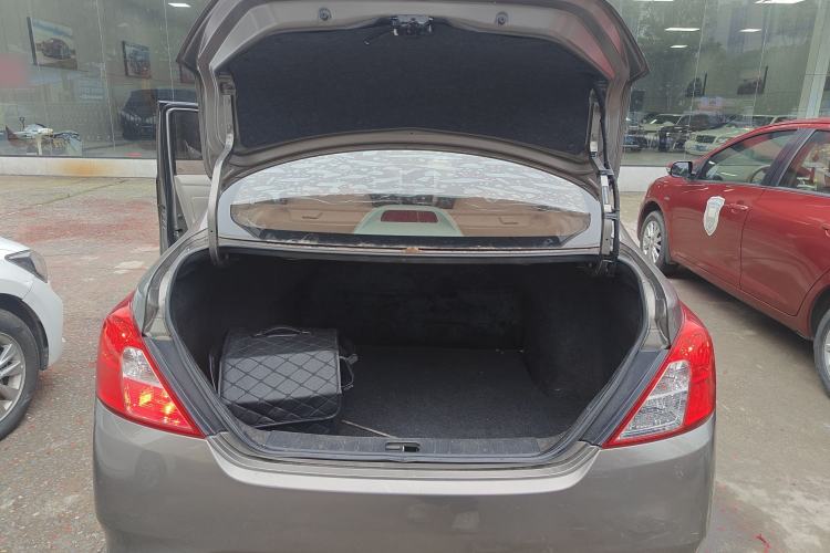 Used Nissan Sunny 2016 1.5XE Manual Leading Edition