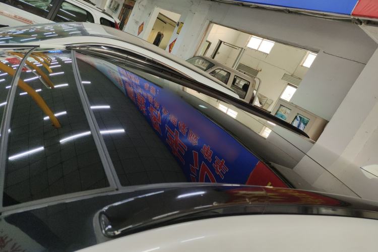 Used Hyundai Santa Fe 2013 2.0T Automatic All-Wheel Drive Top Trim