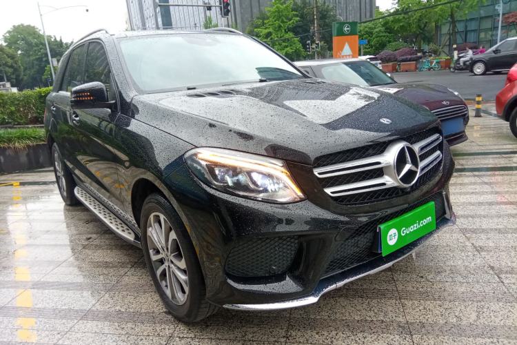 Used Mercedes-Benz GLE 2018 GLE 320 4MATIC Dynamic Edition Collector's Edition Front Right 45 Deg