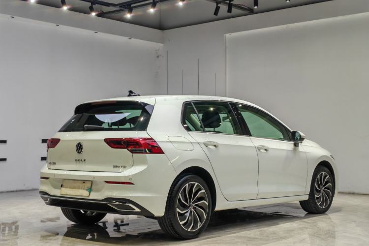 Used Volkswagen Golf 2023 Facelift 280TSI DSG Pro
