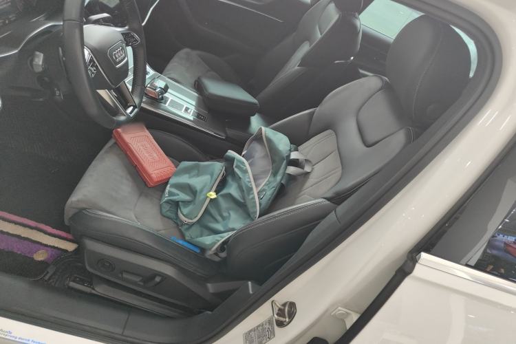 Used Audi A6L 2019 40 TFSI Luxury Dynamic Model
