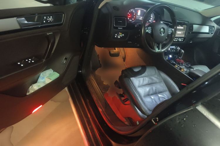 Used Volkswagen Touareg 2016 3.0 TSI Standard Version Driver Seat