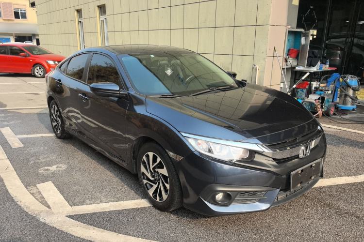 Used Honda Civic 2016 220TURBO CVT Luxury Edition
