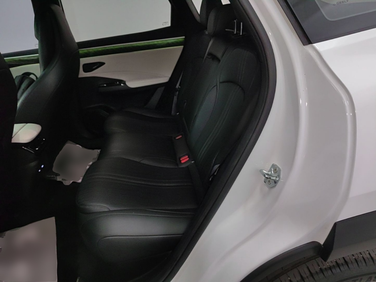 Geely Galaxy L7 2023 1.5T 115 km MAX — снимка 20