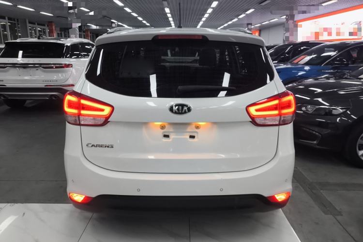 Used Kia Carens 2013 2.0L 7-Seater Automatic Comfort Edition China V Standard
