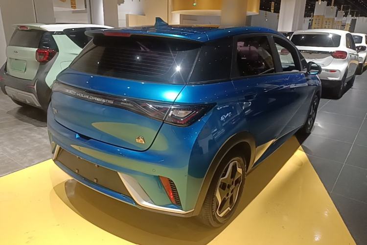Used BYD Dolphin 2021 405 km Fashion Edition
