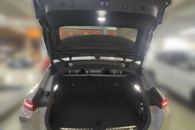 Used Nio ET5T 2023 75 kWh Touring