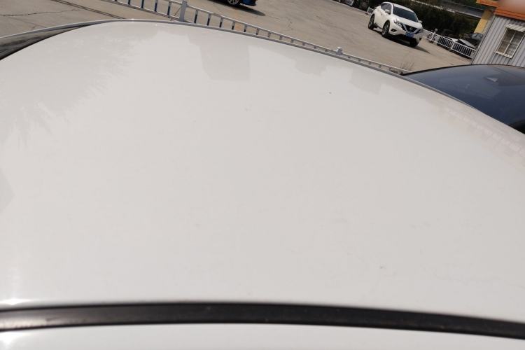 Used Kia K2 2012 Sedan 1.4L MT GLS Commemorative Edition Roof