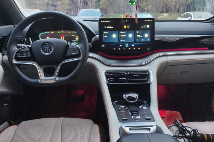 Used BYD Song PLUS New Energy 2021 DM-i 110KM Flagship PLUS Center Console