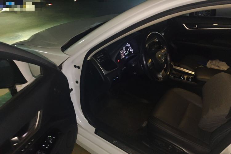 Used Lexus GS 2016 300h Premier Edition
