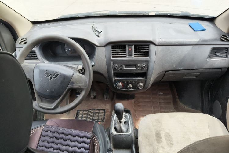 Used Wuling Rongguang 2014 1.2L S Base Model