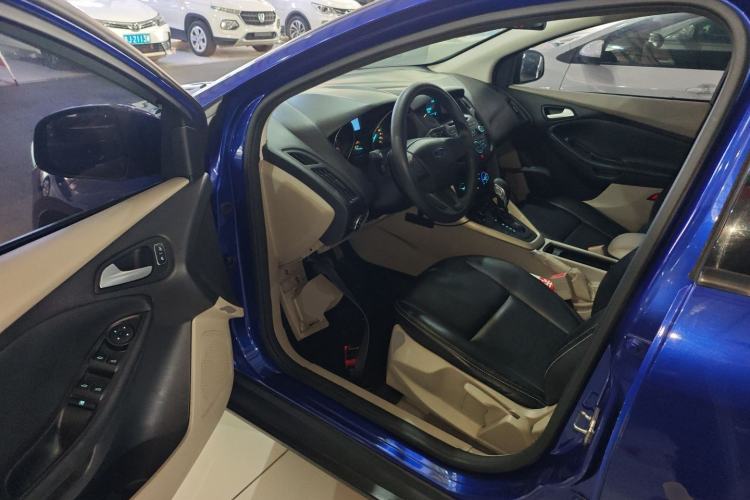 Used Ford Focus 2015 Sedan 1.6L Automatic Comfort Model