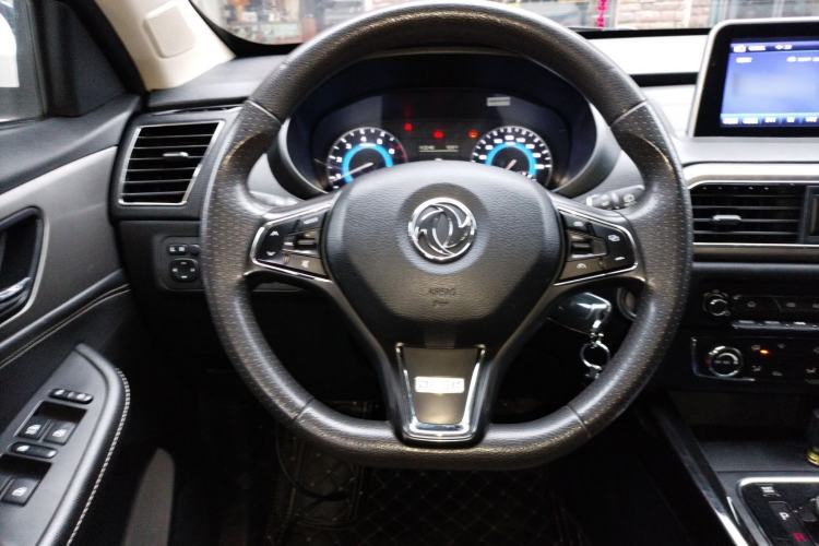 Used Dongfeng Fengon S560 2019 1.8L CVT Elite Model Steering Wheel