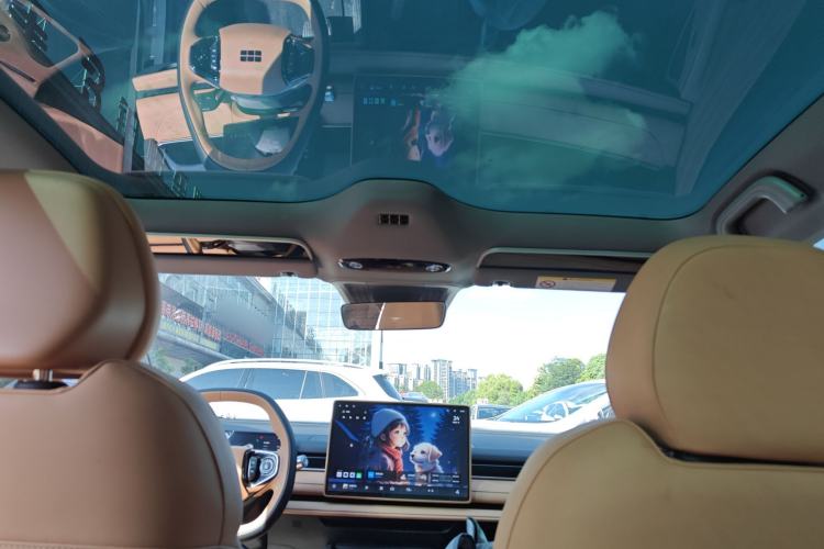 Used Geely Galaxy 8 2025 130km EM-i Deluxe Edition Headliner